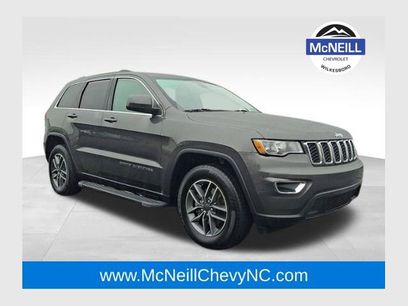 Used 2020 Jeep Grand Cherokee Laredo w/ 18" Wheel & 8.4" Radio Group