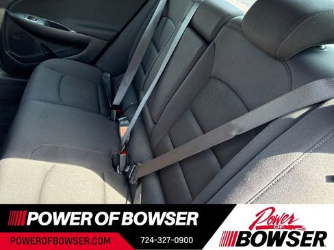 Used 2024 Chevrolet Malibu LT FWD image 19