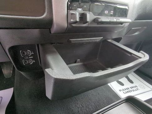 Certified 2022 RAM 3500 Big Horn AWD/4WD image 15