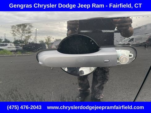 Certified 2021 Jeep Renegade Latitude AWD/4WD image 40