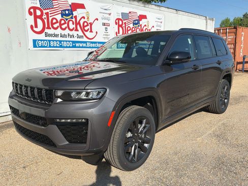 New 2026 Jeep Grand Cherokee L Limited AWD/4WD image 6