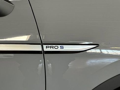 Certified 2022 Volkswagen ID.4 Pro S image 36