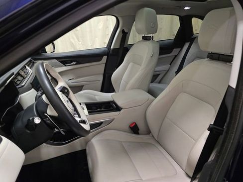 Used 2023 Jaguar F-PACE S image 18