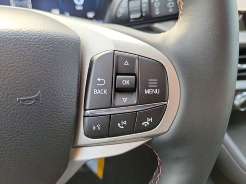 New 2026 Ford Explorer Active w/ Active Comfort Package image 6