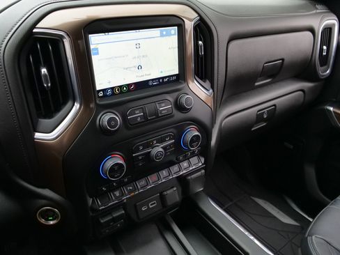 Used 2022 Chevrolet Silverado 3500 High Country image 8