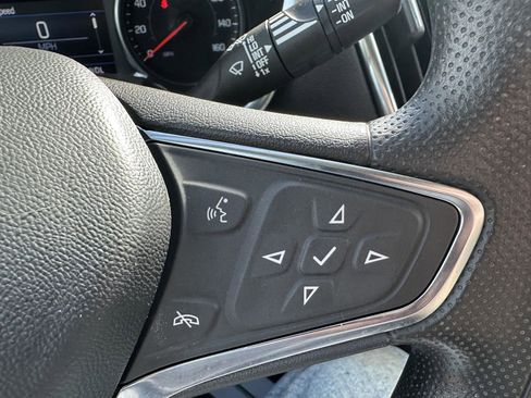 Used 2024 Chevrolet Equinox LT image 21