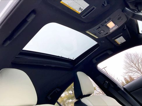 Used 2023 Lexus IS 350 F Sport w/ Memory Package image 14