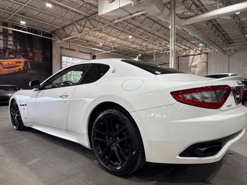 Used 2015 Maserati GranTurismo Sport image 38