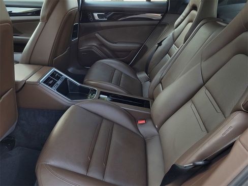 Used 2017 Porsche Panamera Turbo image 17
