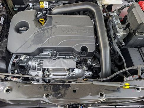 New 2026 Chevrolet Equinox LT image 4