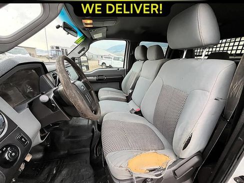 Used 2011 Ford F550 4x4 Crew Cab Super Duty w/ Payload Upgrade Pkg image 9