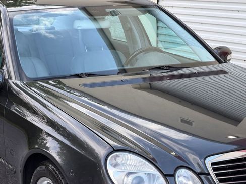 Used 2003 Mercedes-Benz E 500 Sedan image 27