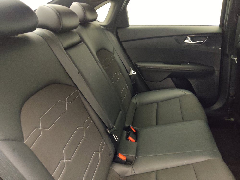 Used 2020 Kia Forte GT-Line FWD image 19