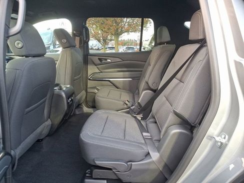 New 2026 Chevrolet Traverse LT image 5