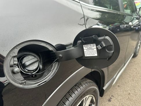 Used 2019 Subaru Forester Touring image 33