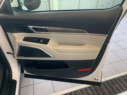 Used 2022 Kia Telluride EX w/ EX Premium Package AWD/4WD image 19