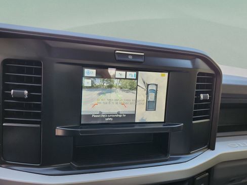 New 2025 Ford F250 XL w/ 360-Degree Camera Package image 19