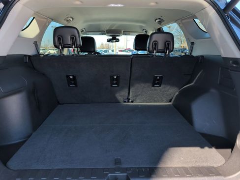 Used 2019 GMC Terrain SLT w/ Preferred Package image 19