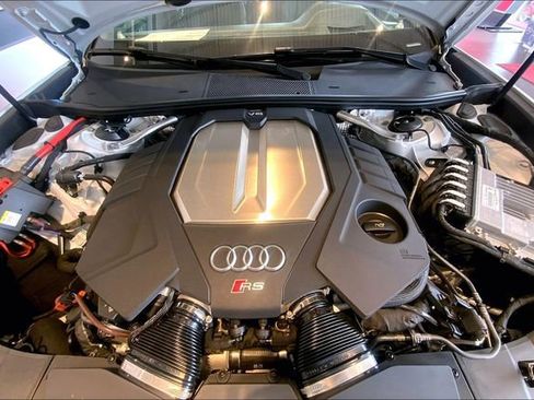 Certified 2025 Audi RS 6 performance w/ Executive Package image 10