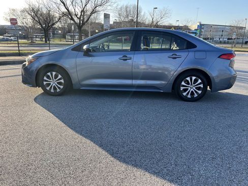 Used 2022 Toyota Corolla LE image 14
