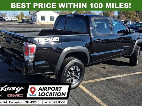Used 2023 Toyota Tacoma TRD Off-Road image 8