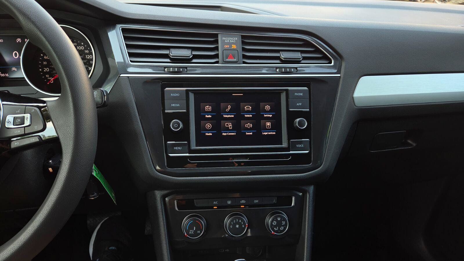 Used 2021 Volkswagen Tiguan S FWD image 27
