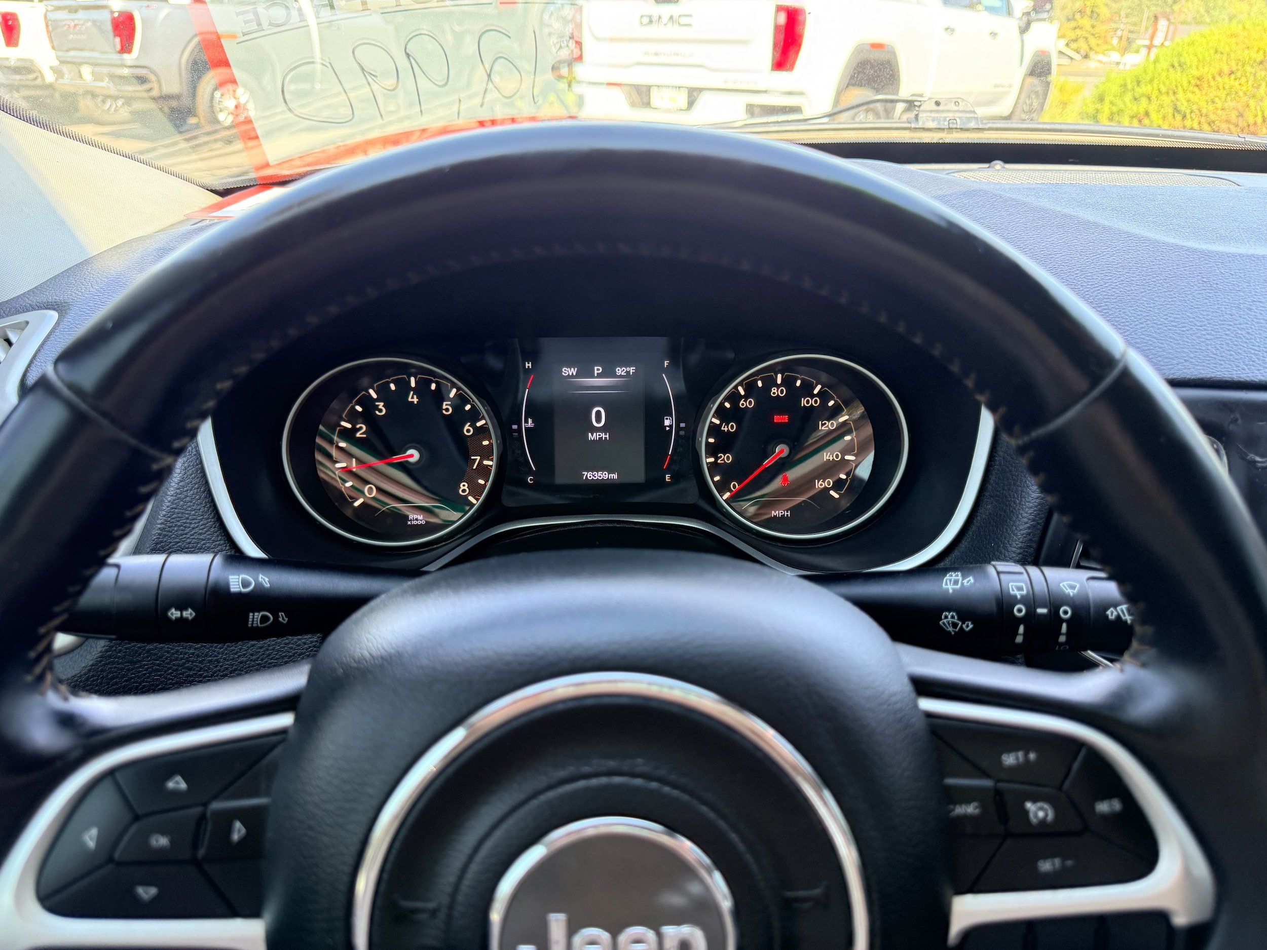 Used 2018 Jeep Compass Latitude AWD/4WD image 16