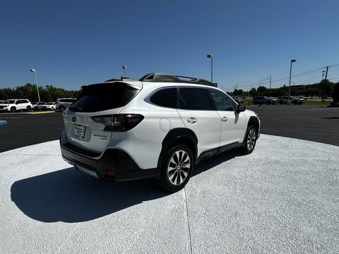 Used 2023 Subaru Outback Limited XT AWD/4WD image 8