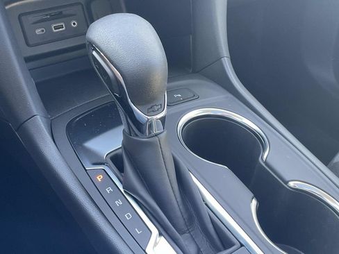 Used 2024 Chevrolet Equinox LT image 25