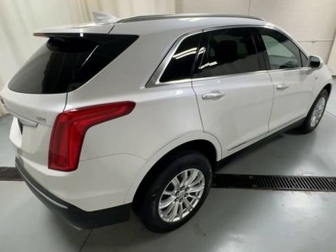 Used 2019 Cadillac XT5 AWD image 8