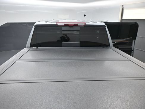 Used 2026 GMC Sierra 1500 Denali AWD/4WD image 9