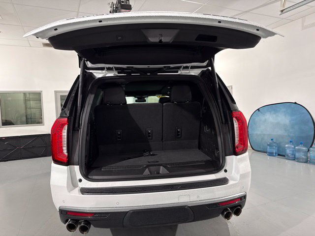 Used 2023 GMC Yukon Denali w/ Max Trailering Package AWD/4WD image 9