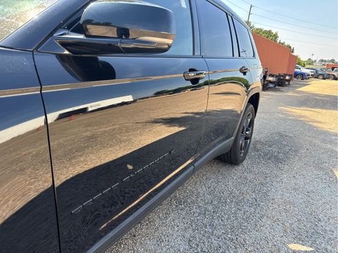 Used 2021 Jeep Grand Cherokee L Laredo AWD/4WD image 13