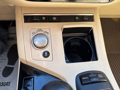 Used 2014 Lexus ES 350 w/ Luxury Package image 40