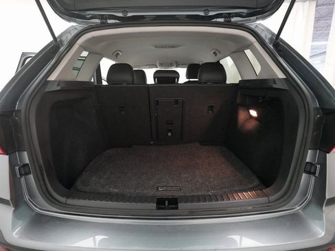 Used 2022 Volkswagen Taos SE image 10