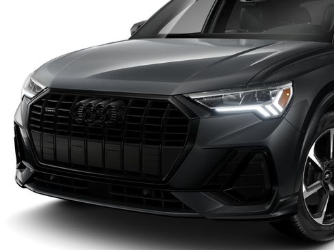 Certified 2025 Audi Q3 2.0T Premium Plus w/ Premium Plus Package AWD/4WD image 6