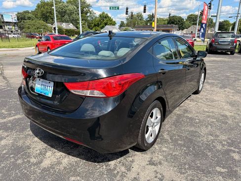 Used 2013 Hyundai Elantra GLS FWD image 4