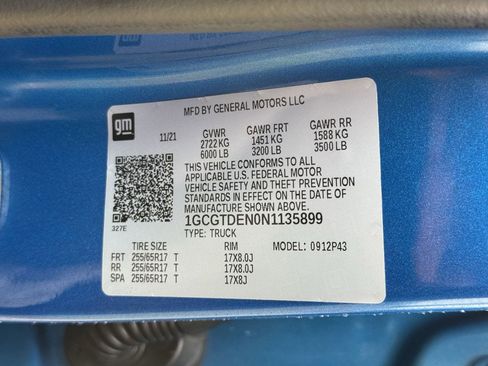 Used 2022 Chevrolet Colorado Z71 w/ Safety Package AWD/4WD image 34