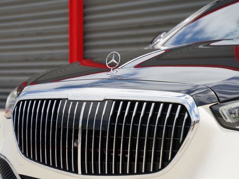 Used 2021 Mercedes-Benz Maybach S 580 4MATIC image 7