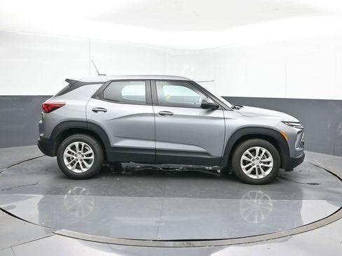 Used 2024 Chevrolet TrailBlazer LS image 6