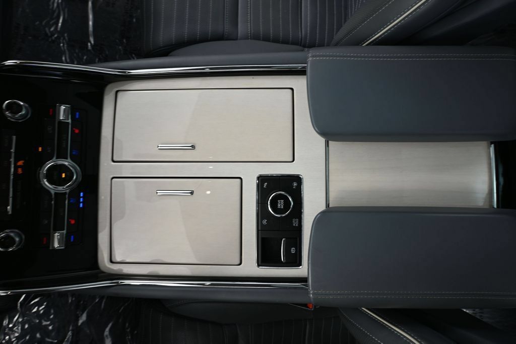 Used 2019 Lincoln Navigator Black Label AWD/4WD image 27