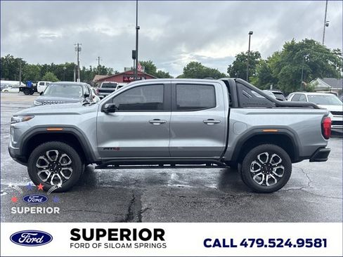 Used 2025 GMC Canyon AT4 w/ Nightfall Edition AWD/4WD image 9