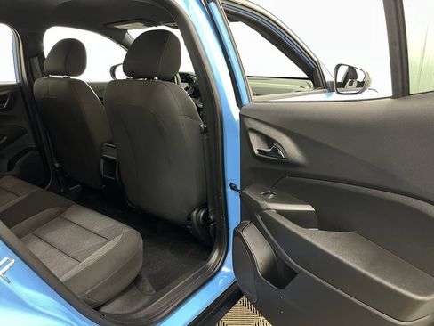 Certified 2024 Chevrolet Trax RS w/ Driver Confidence Package FWD image 39