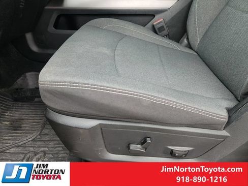 Used 2018 Toyota 4Runner Limited AWD/4WD image 26