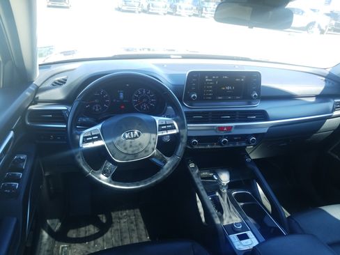 Used 2020 Kia Telluride S image 16