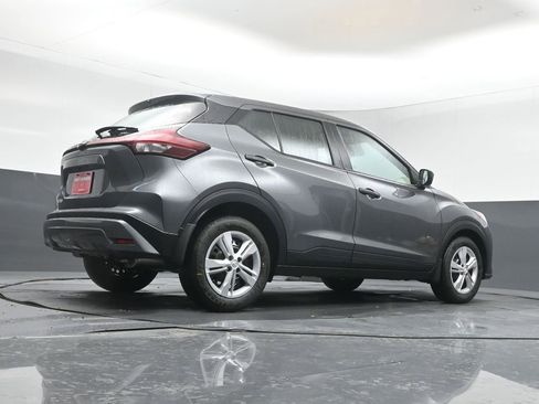 Used 2024 Nissan Kicks S image 24