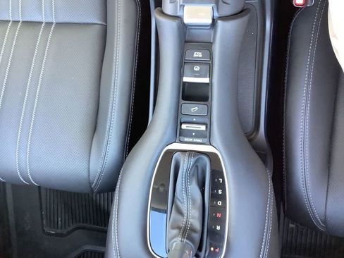 Certified 2023 Honda HR-V EX-L image 22