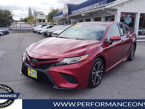 Used 2018 Toyota Camry SE image 7