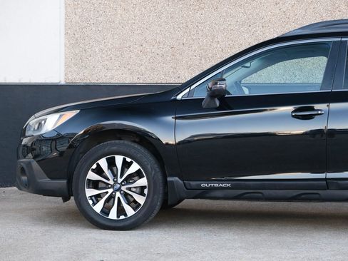 Used 2016 Subaru Outback 2.5i Limited image 7