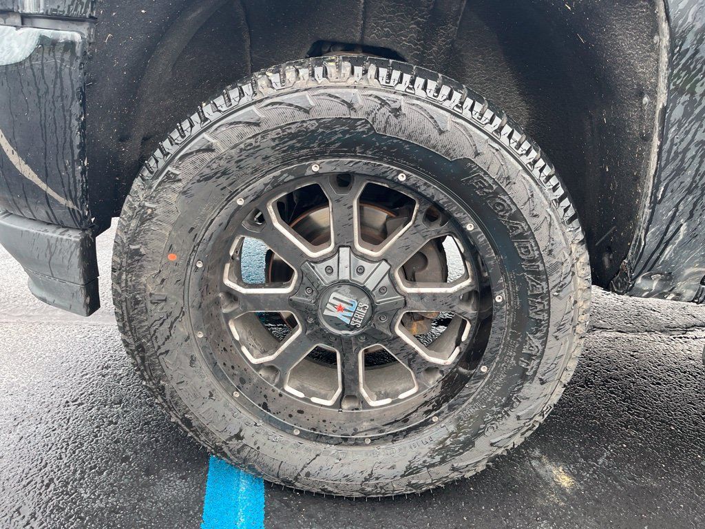 Used 2017 Chevrolet Silverado 1500 High Country AWD/4WD image 9